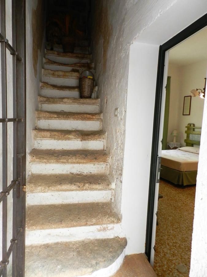 Casa Corte Con Terrazza Taviano Kültér fotó