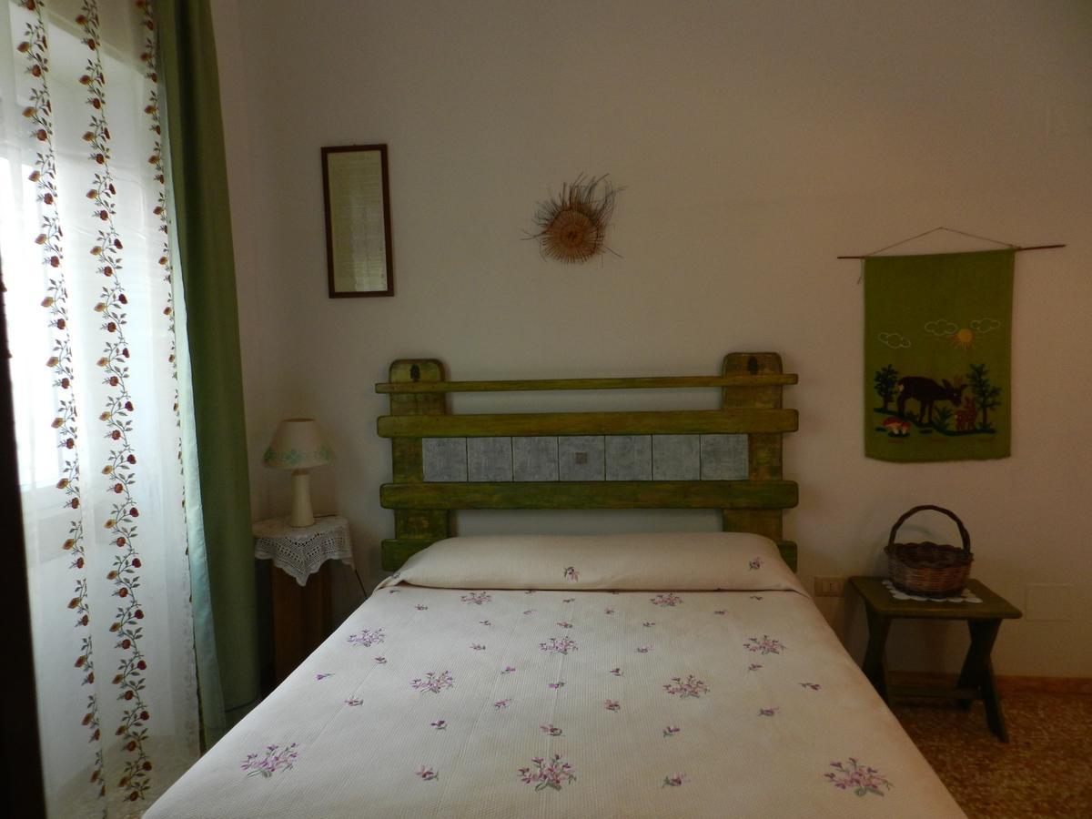 Casa Corte Con Terrazza Taviano Kültér fotó